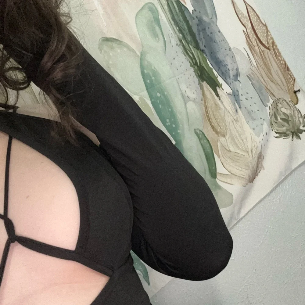 Going out top - Picture 4 of 4